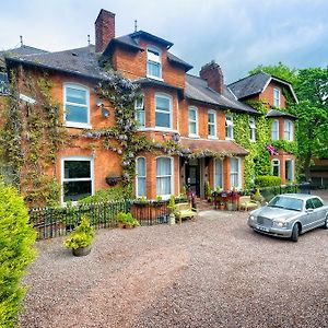 Cheshire Hospitality Ltd T\/A Lennox Lea Studios & Apartments